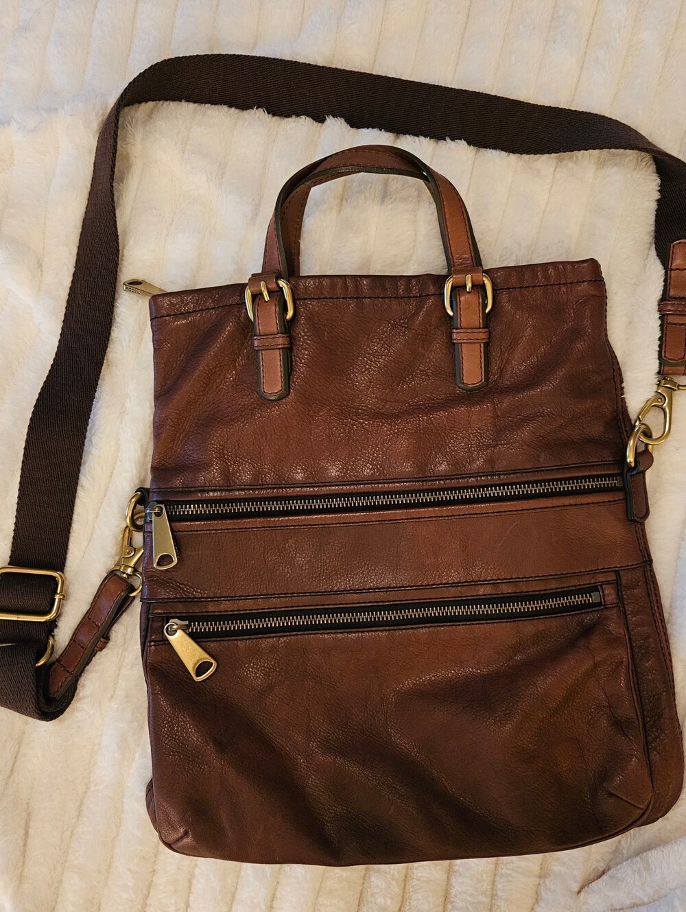 Vintage✨️Fossil Explorer Fold Over Leather Crossbody Bag